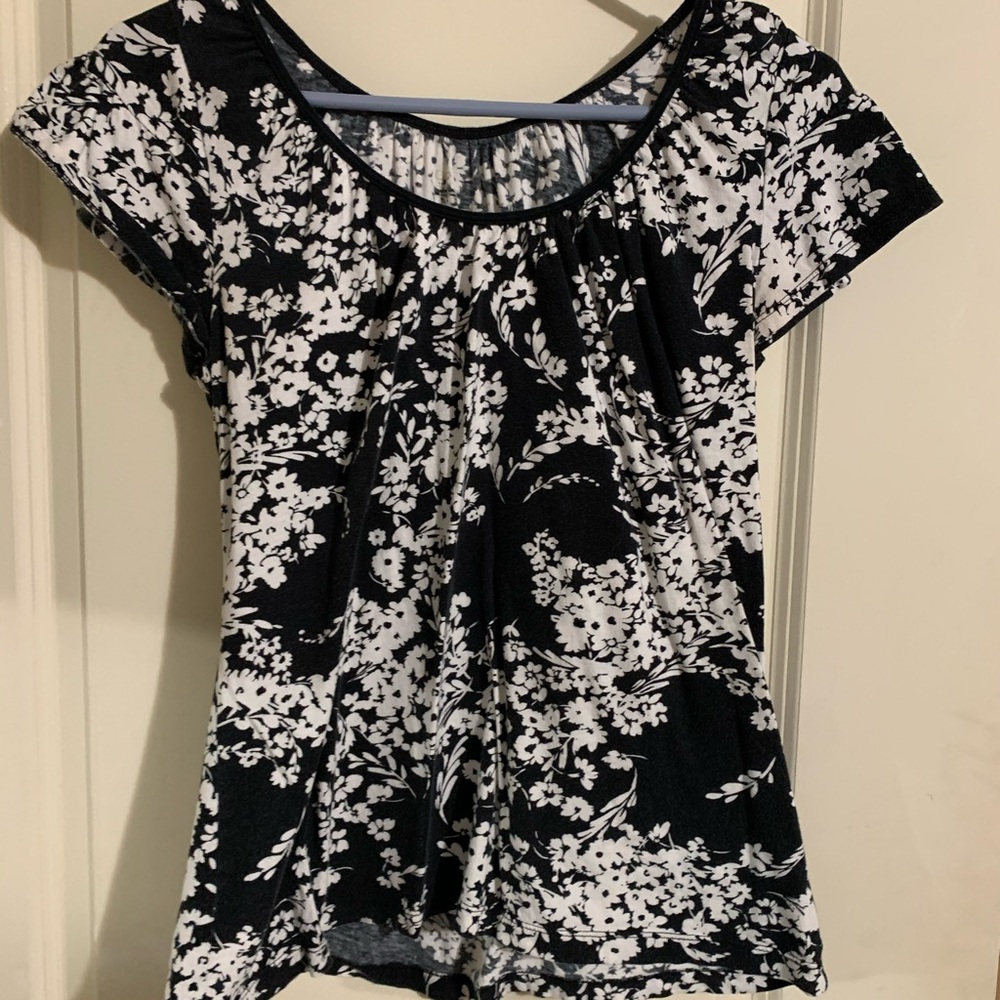 Women’s tshirt
